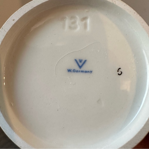 Hummel Goebel #131 STREET SINGER Figurine TMK-3 - Picture 8 of 9